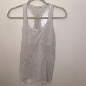 lululemon swiftly tech tank size 6 in white